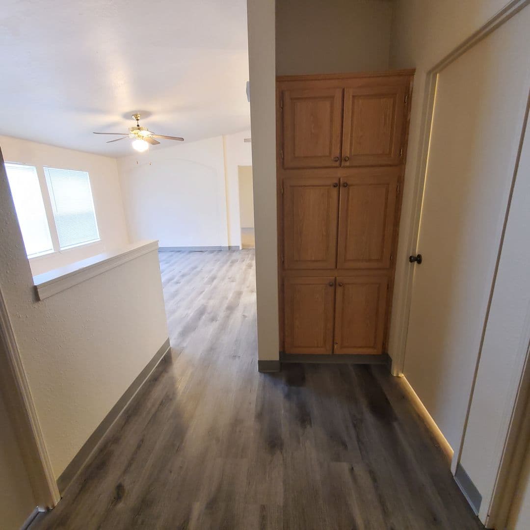 Tangent Condo: 33175 McFarland Road
