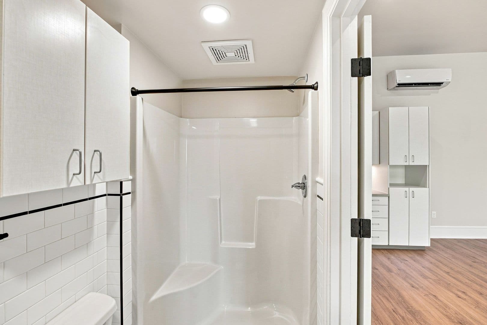 Salem Apartment: 440 State St #220