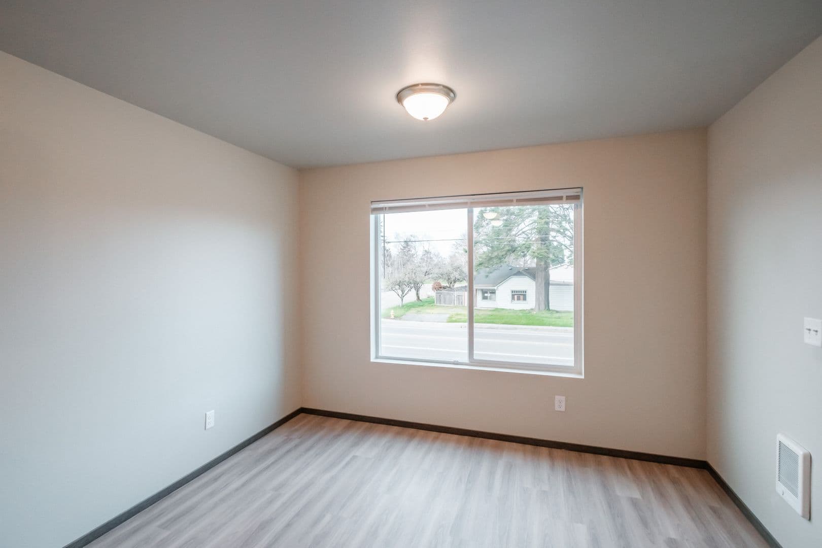 Salem Apartment: 3568 Cherry Glen Pl NE