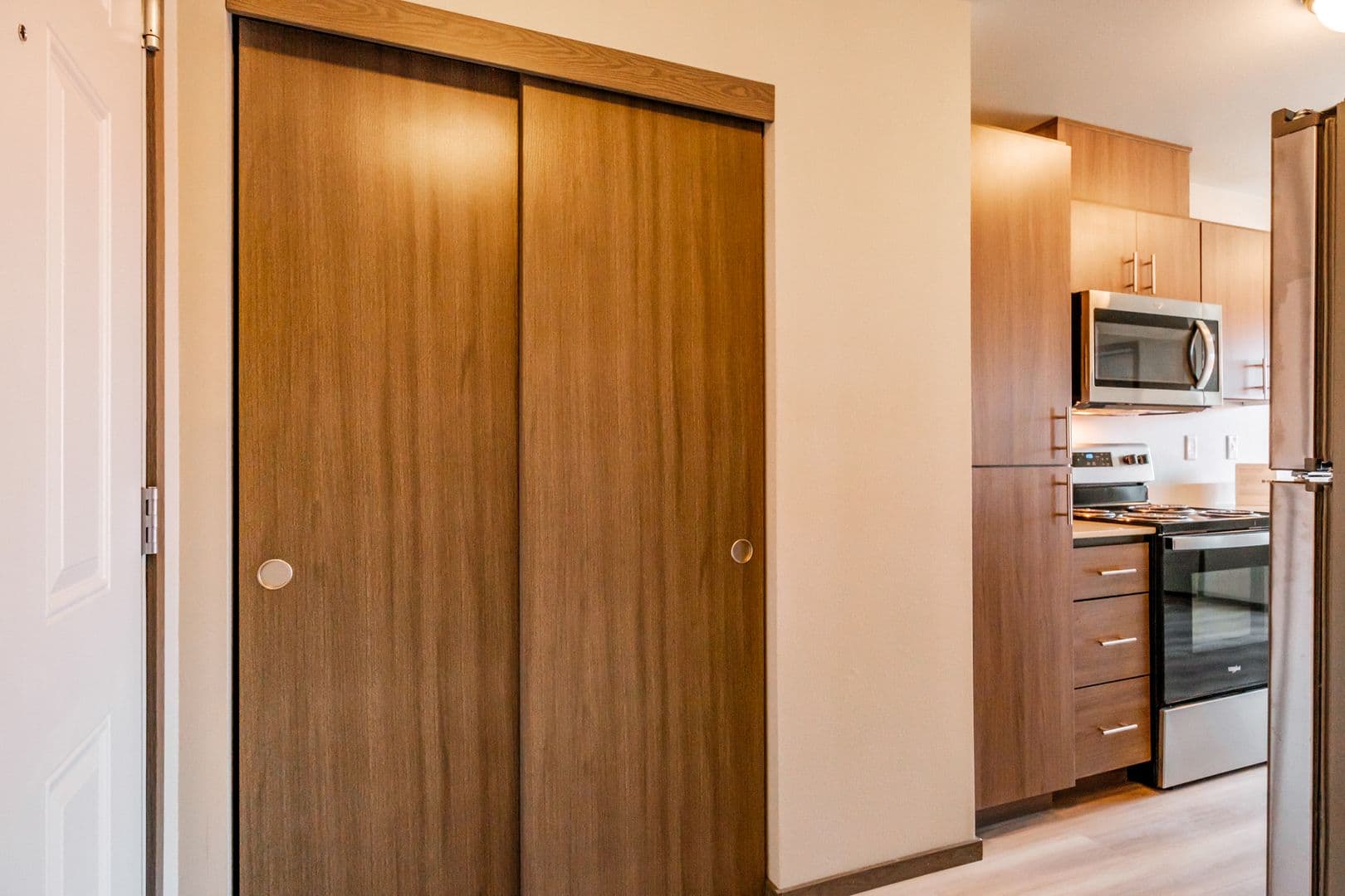 Salem Apartment: 178-210 SE Lancaster Dr.