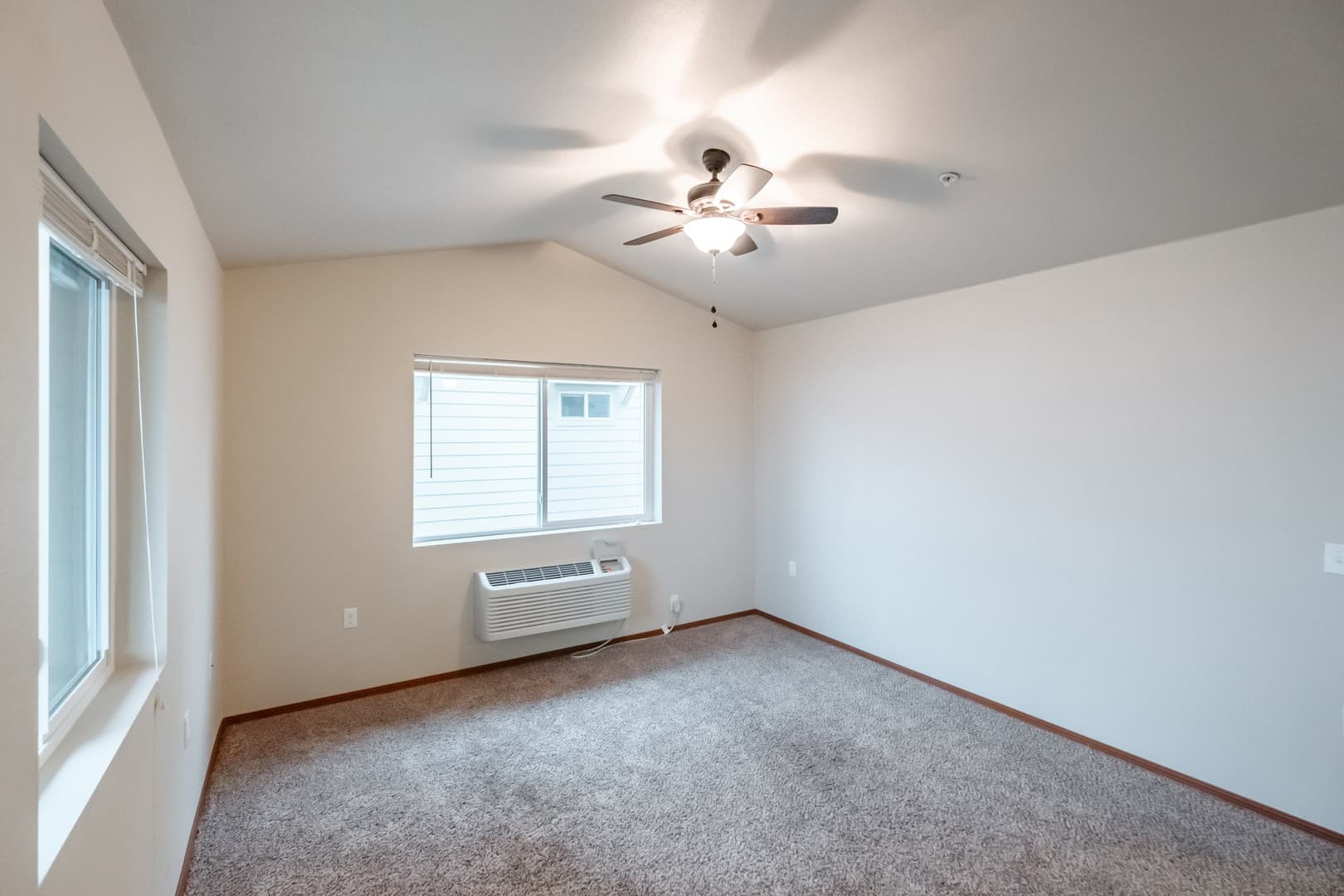 McMinnville Apartment: 2163-2395 Lafayette Ave