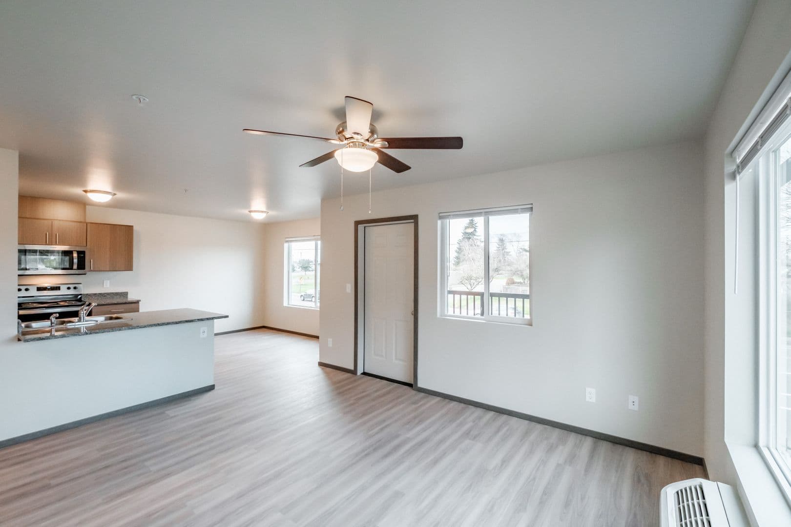 Salem Apartment: 3568 Cherry Glen Pl NE