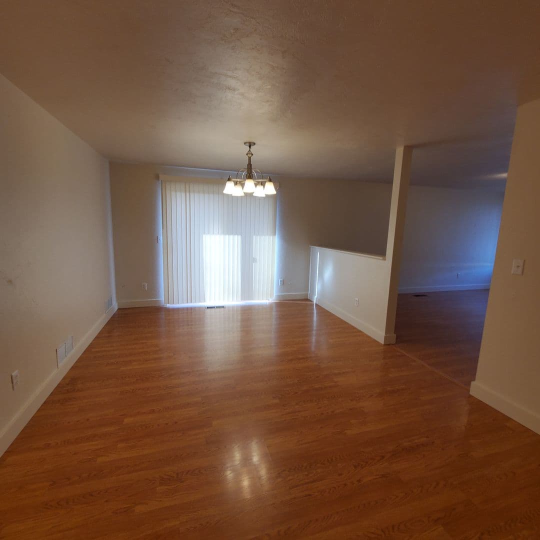 Albany Apartment: 232-234 30th Place