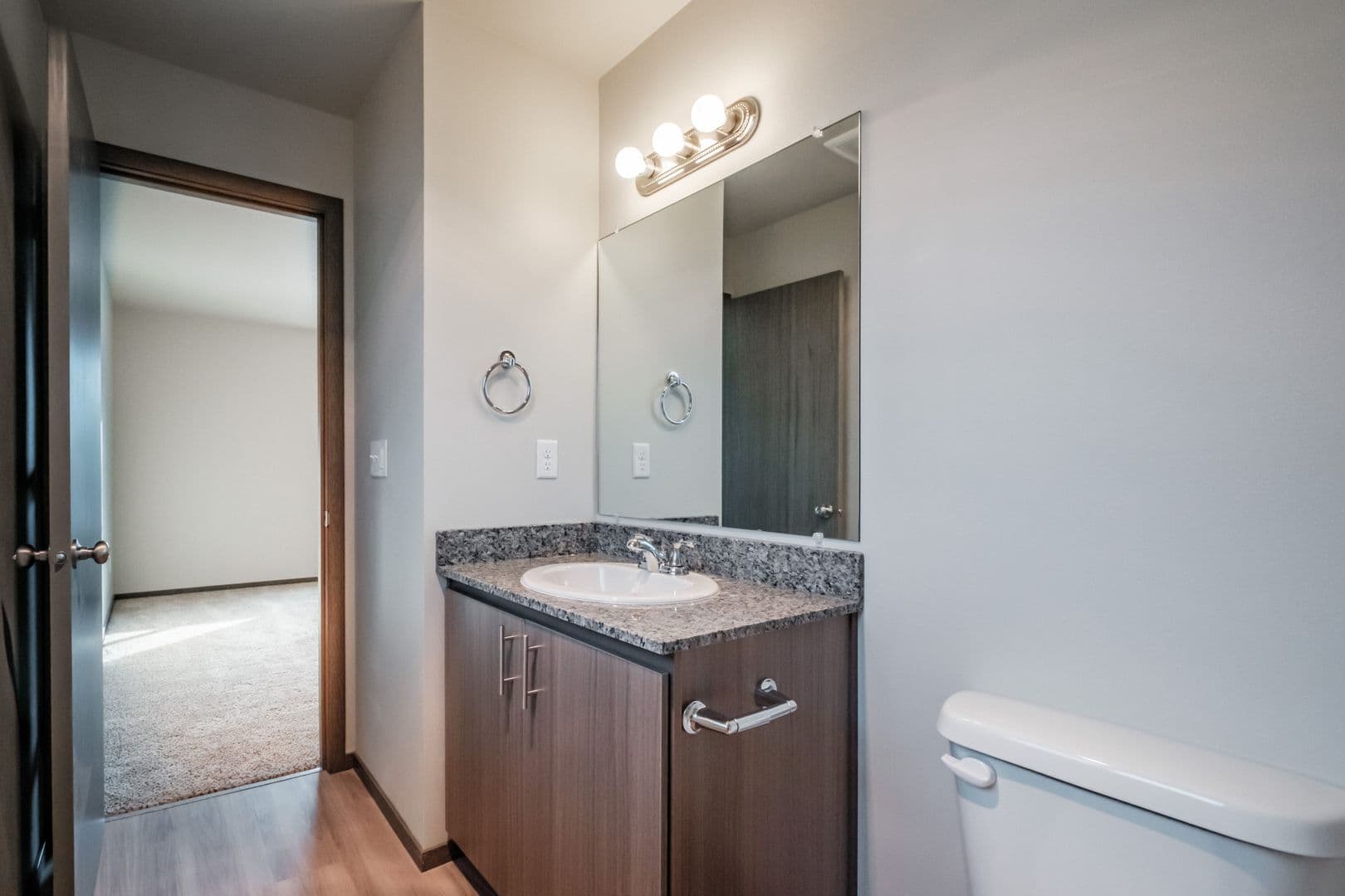 Salem Apartment: 3568 Cherry Glen Pl NE