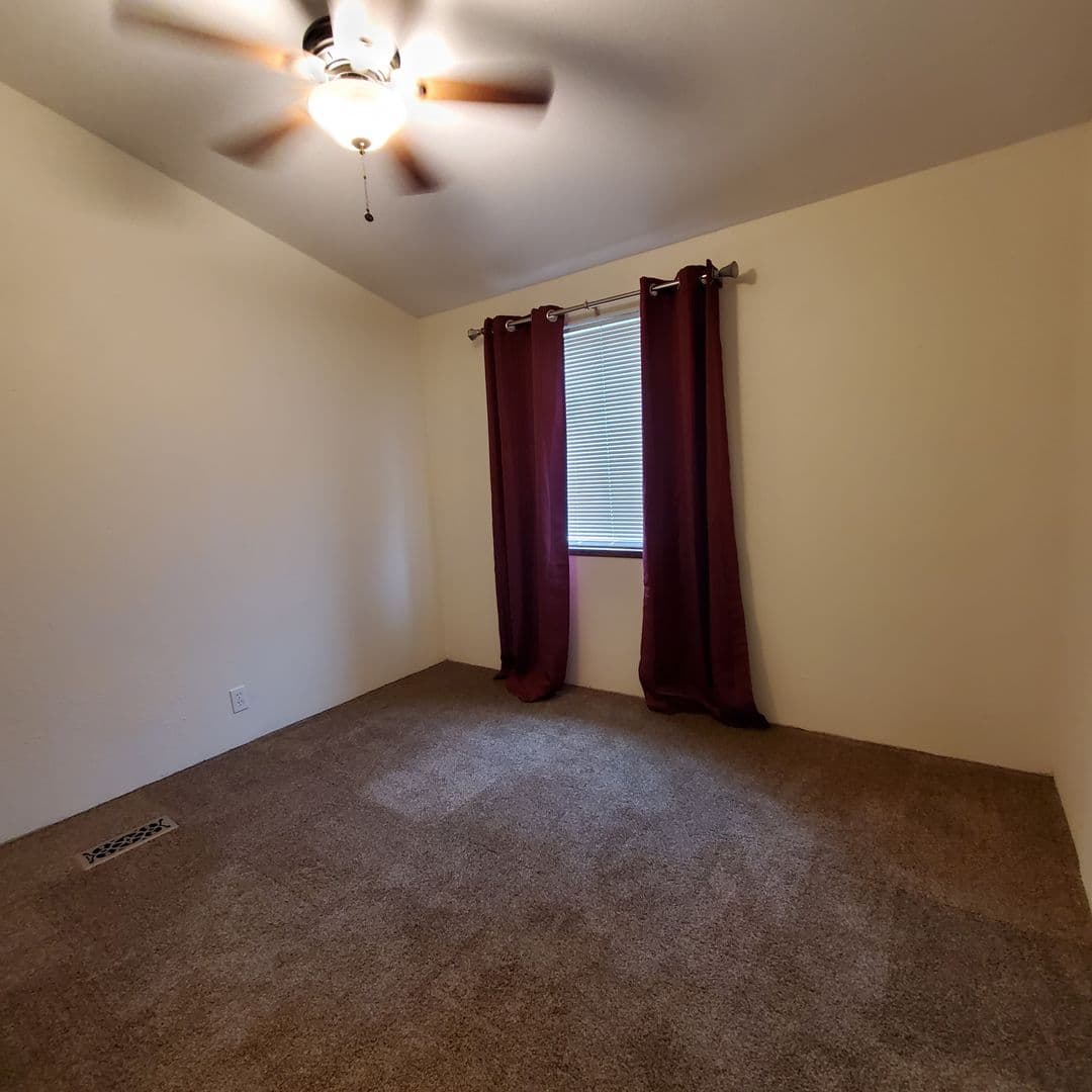 Tangent Condo: 33175 McFarland Road