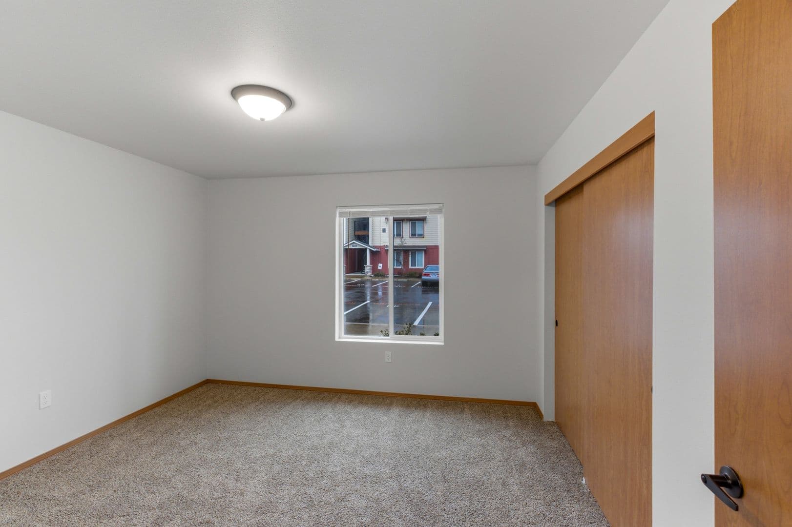 Philomath Apartment: 1933 College St