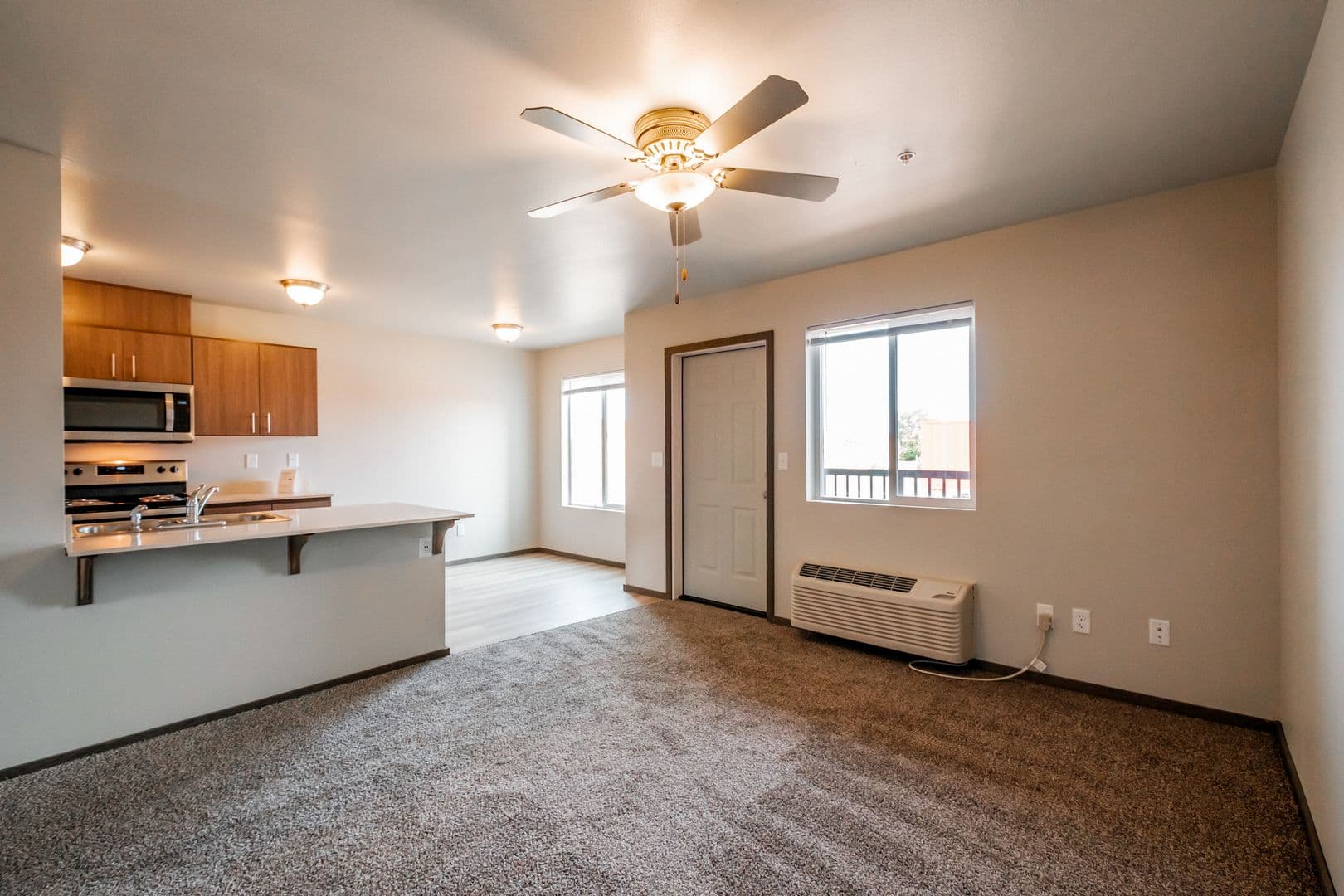 Salem Apartment: 178-210 SE Lancaster Dr.
