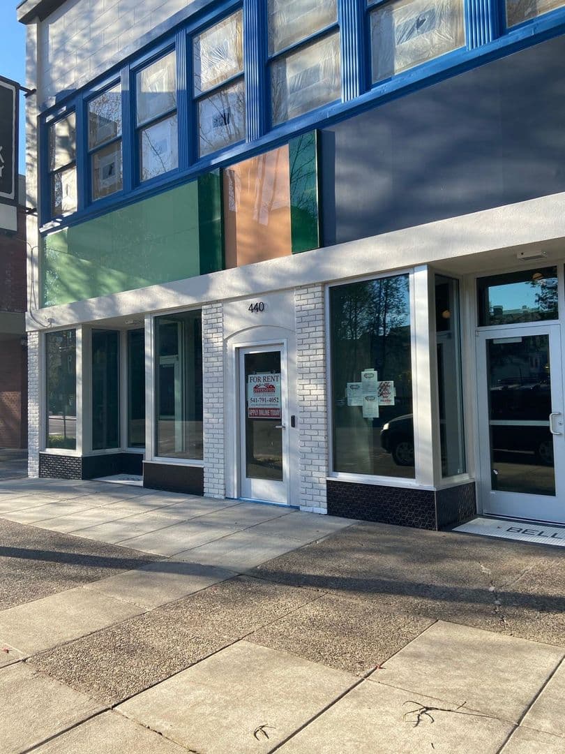 Salem Apartment: 440 State St #220