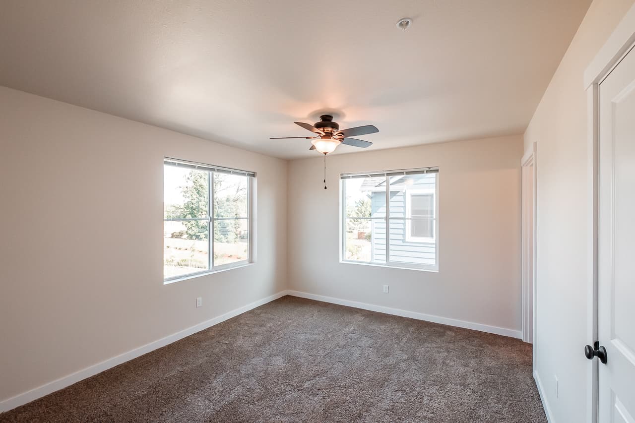 Corvallis Apartment: 125 SE Goodnight Ave