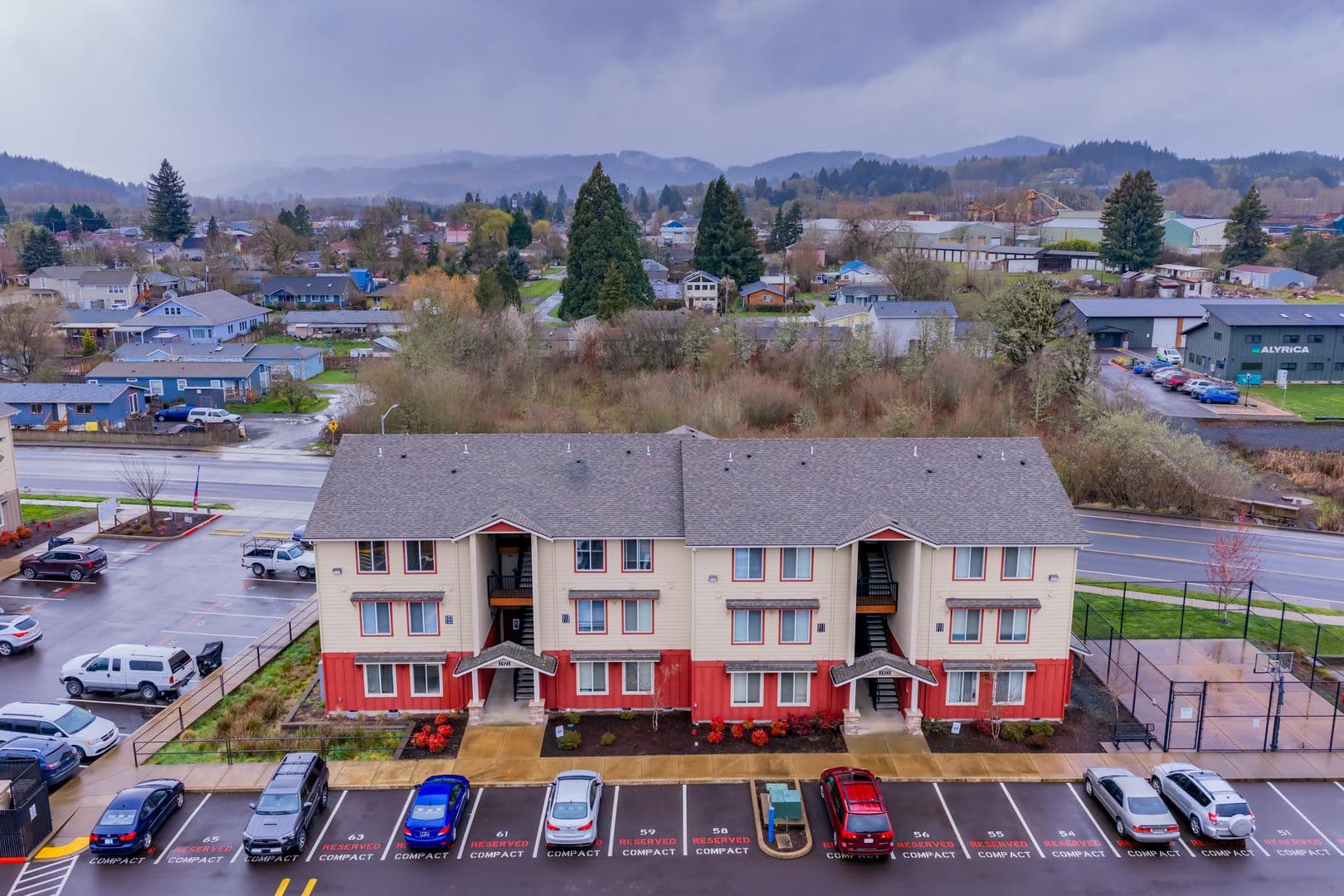 Philomath Apartment: 1933 College St
