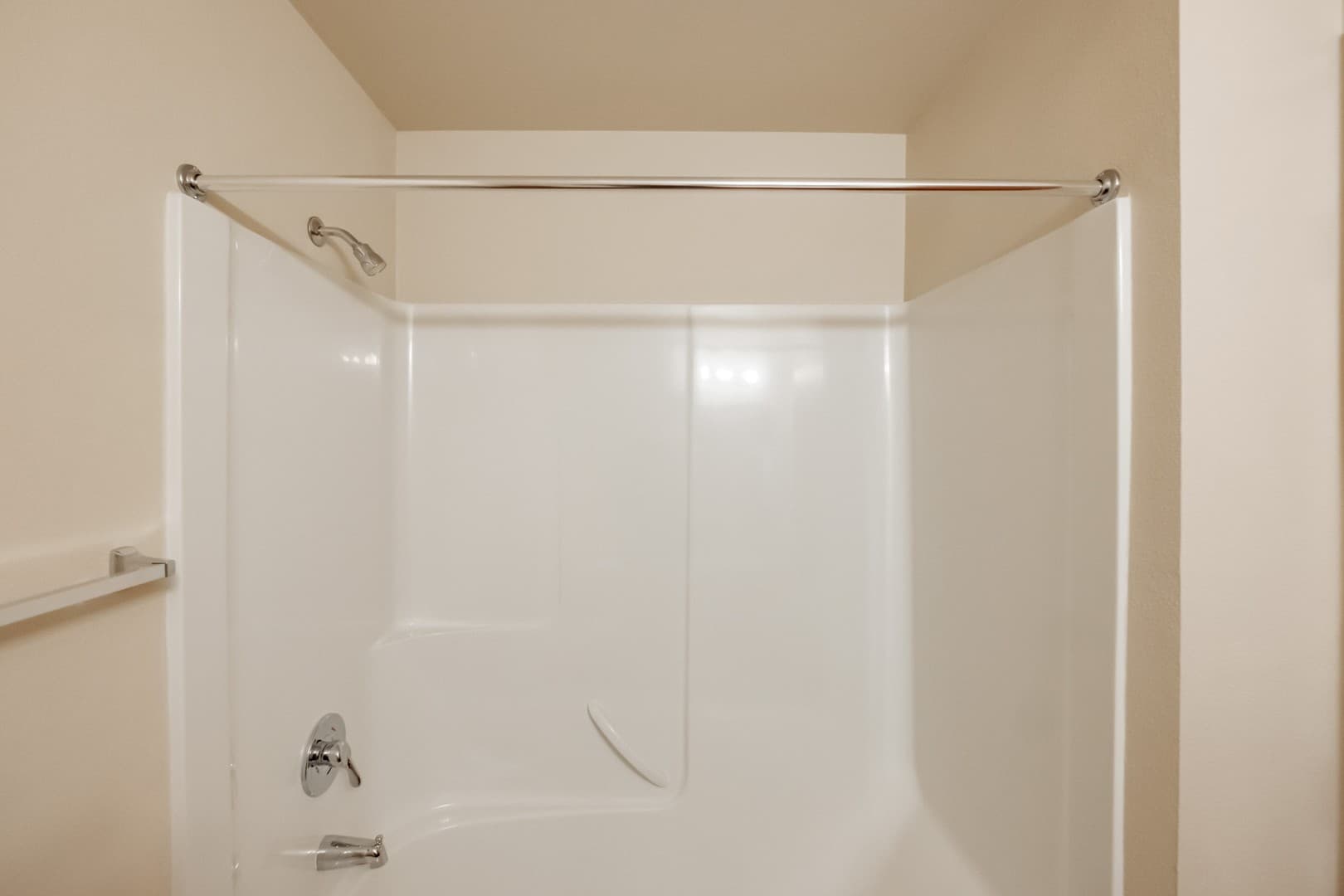 McMinnville Apartment: 2163-2395 Lafayette Ave