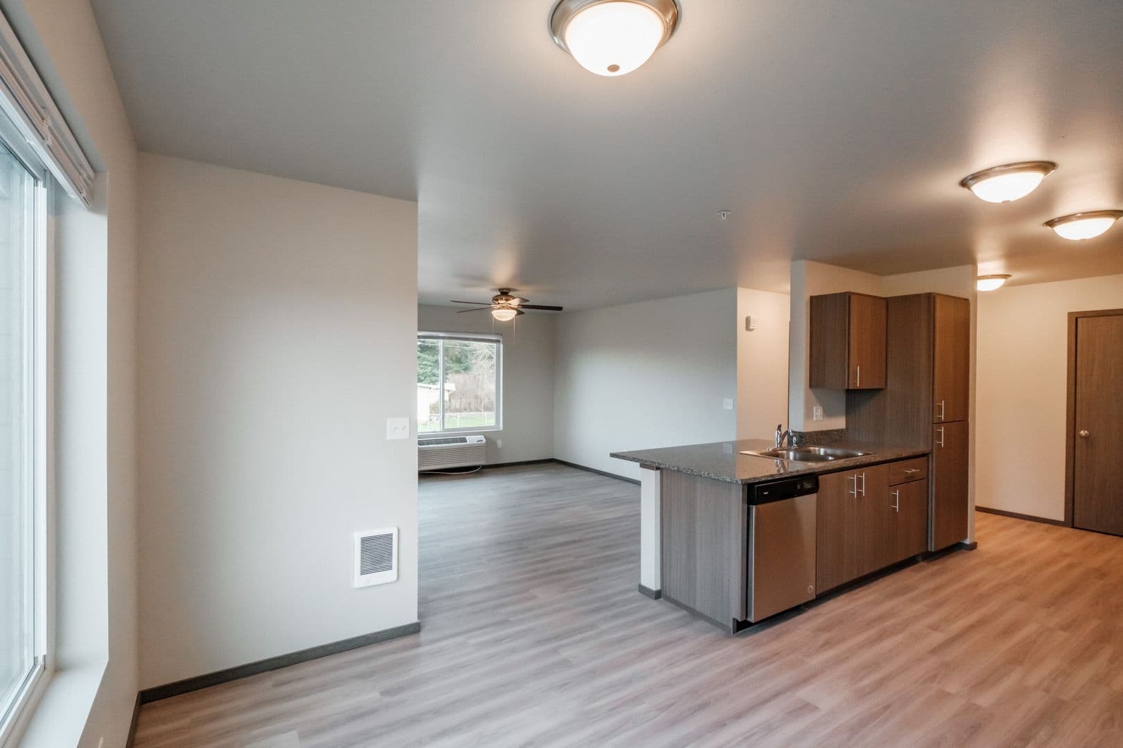 Salem Apartment: 3568 Cherry Glen Pl NE