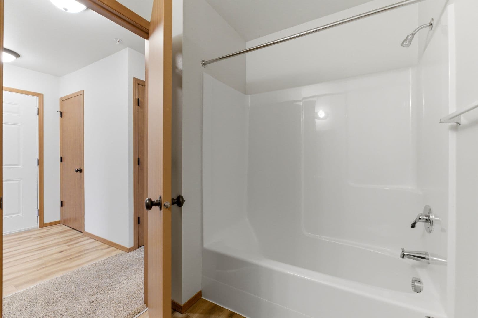 Philomath Apartment: 1933 College St