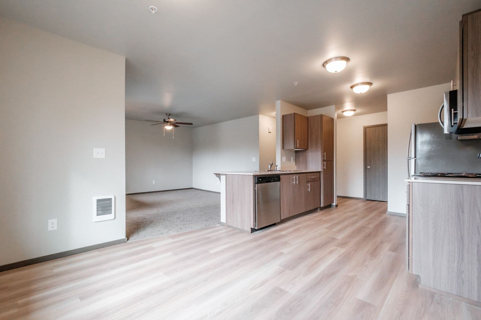 Jefferson Apartment: 362 South Main St.