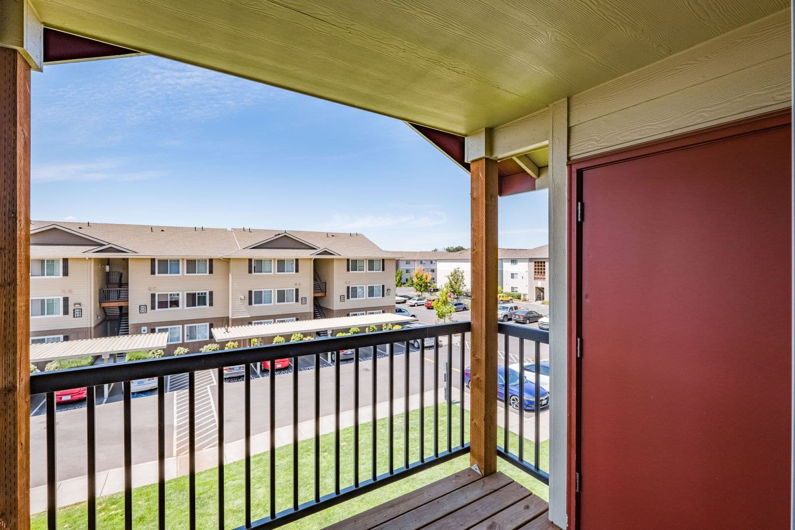 Salem Apartment: 4470 Conser Way NE