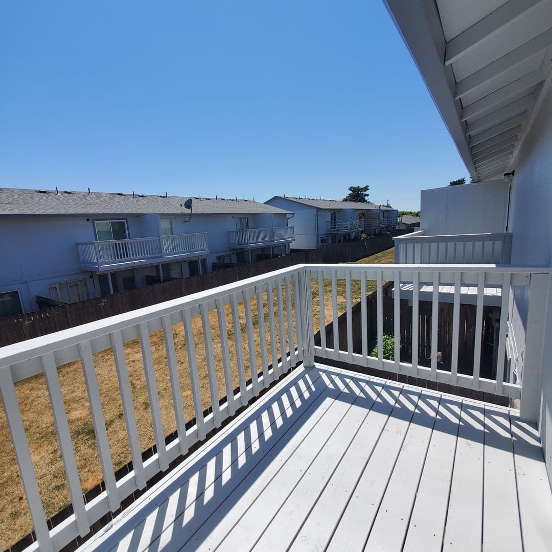 Albany Apartment: 462 26th Ave SE