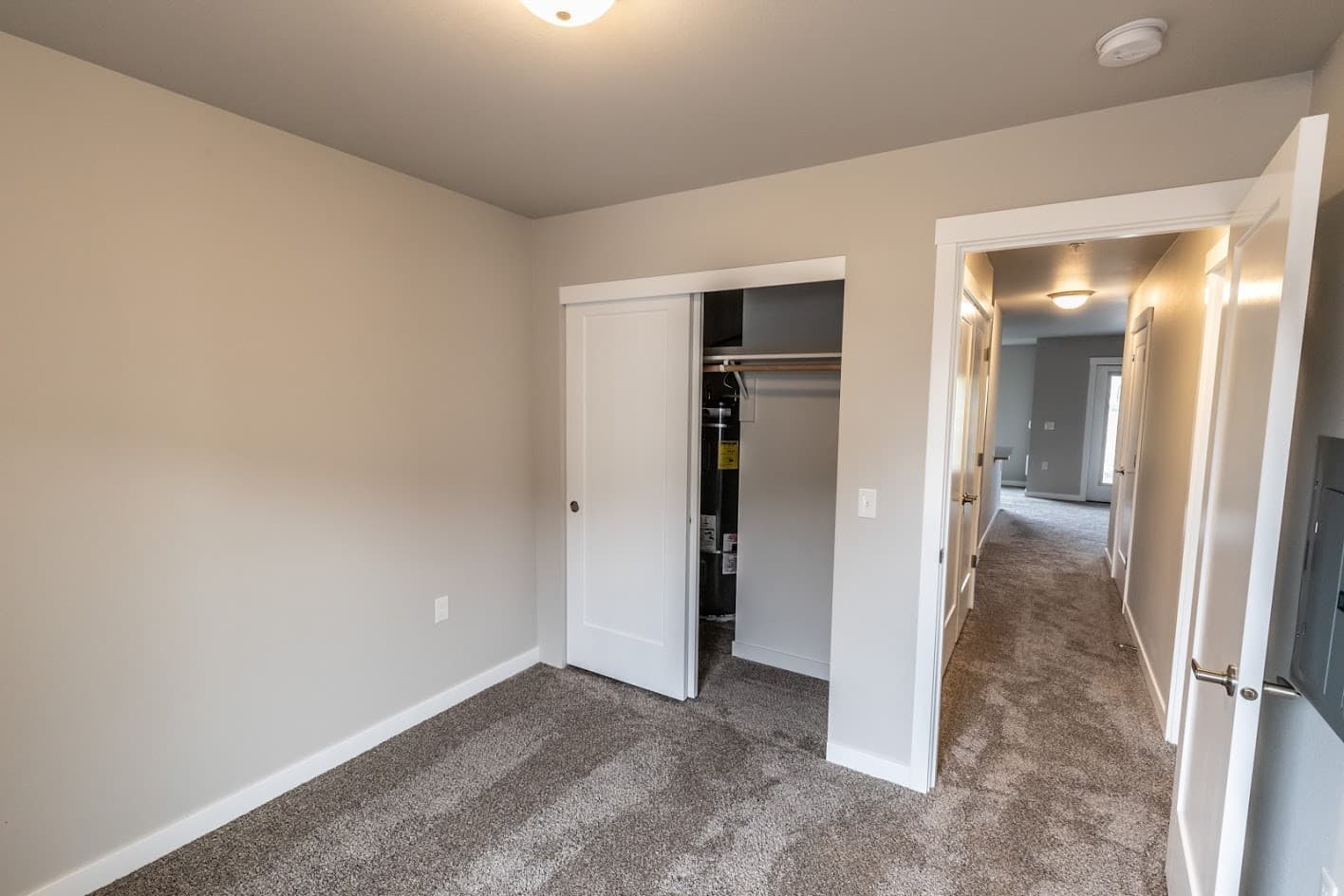 McMinnville Apartment: 240 NE Fircrest Drive #105