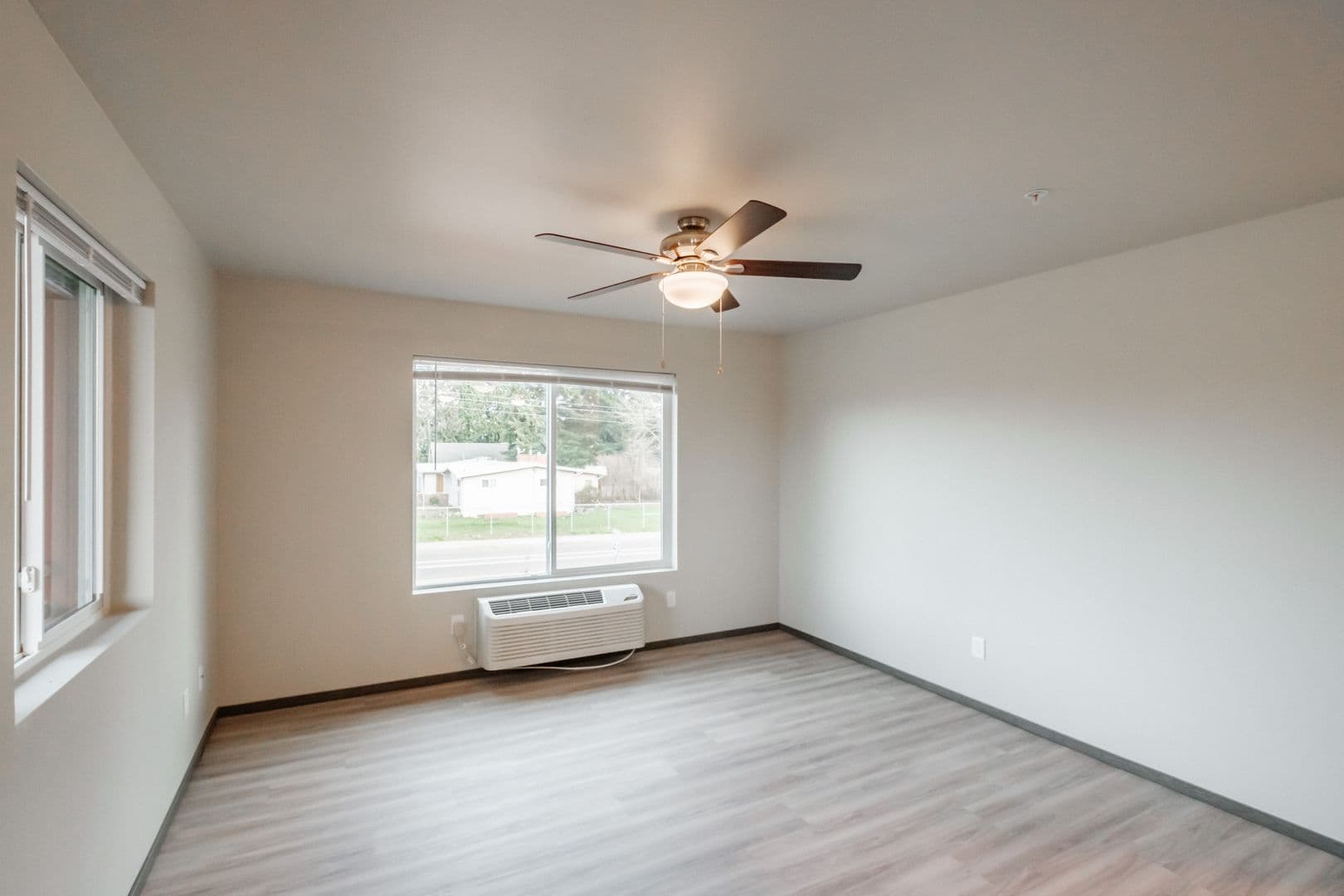 Salem Apartment: 3568 Cherry Glen Pl NE