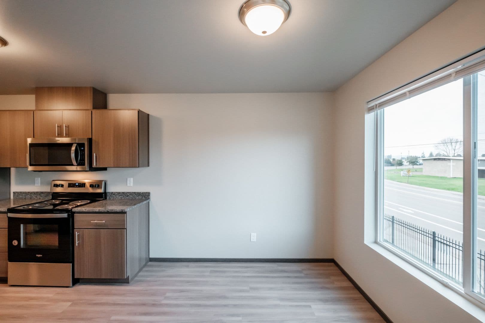 Salem Apartment: 3568 Cherry Glen Pl NE