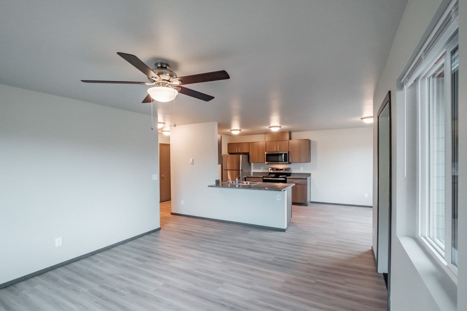 Salem Apartment: 3568 Cherry Glen Pl NE