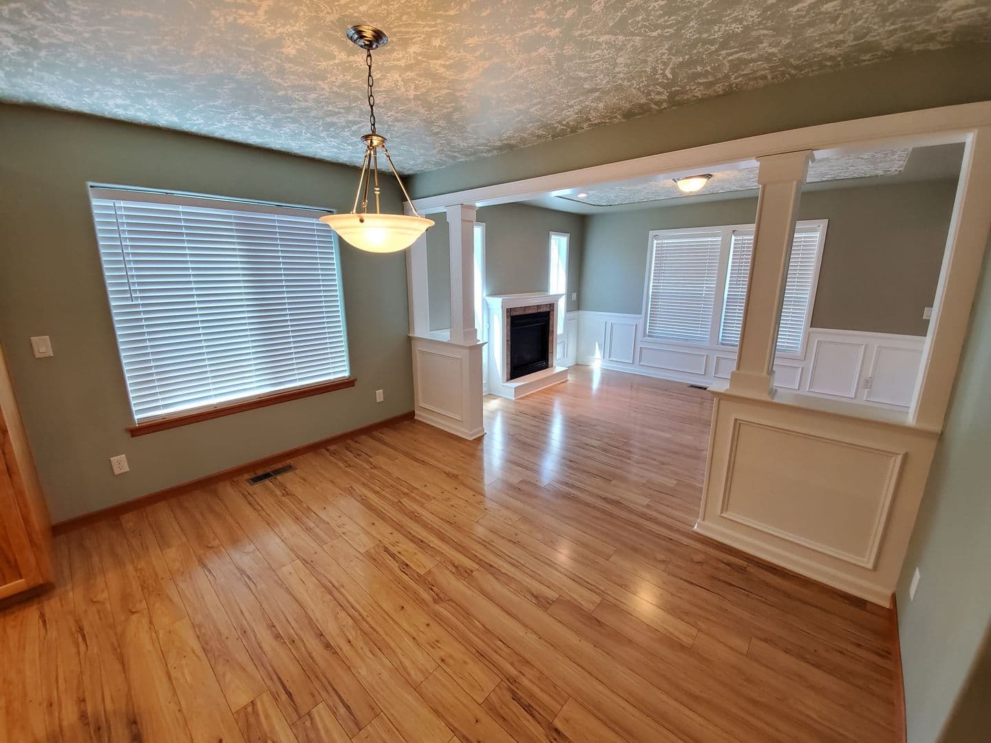 Albany House: 3800 Ryunkin St SE