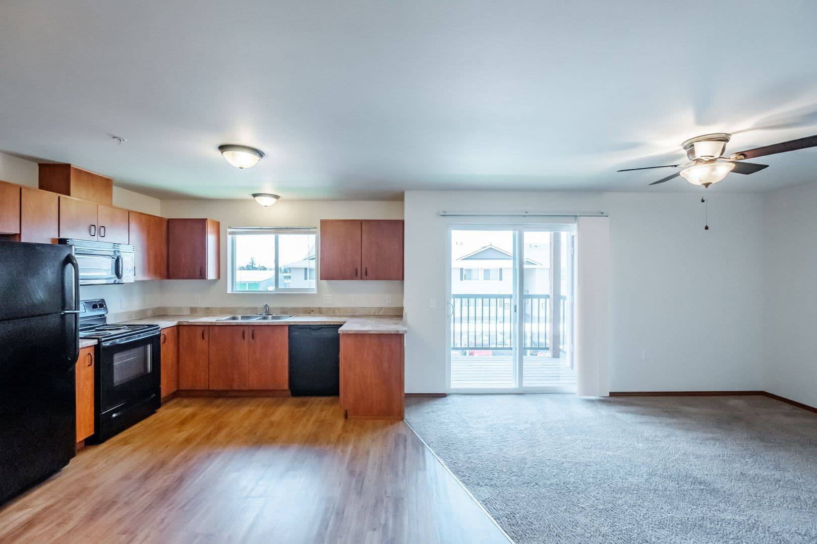 Salem Apartment: 4470 Conser Way NE