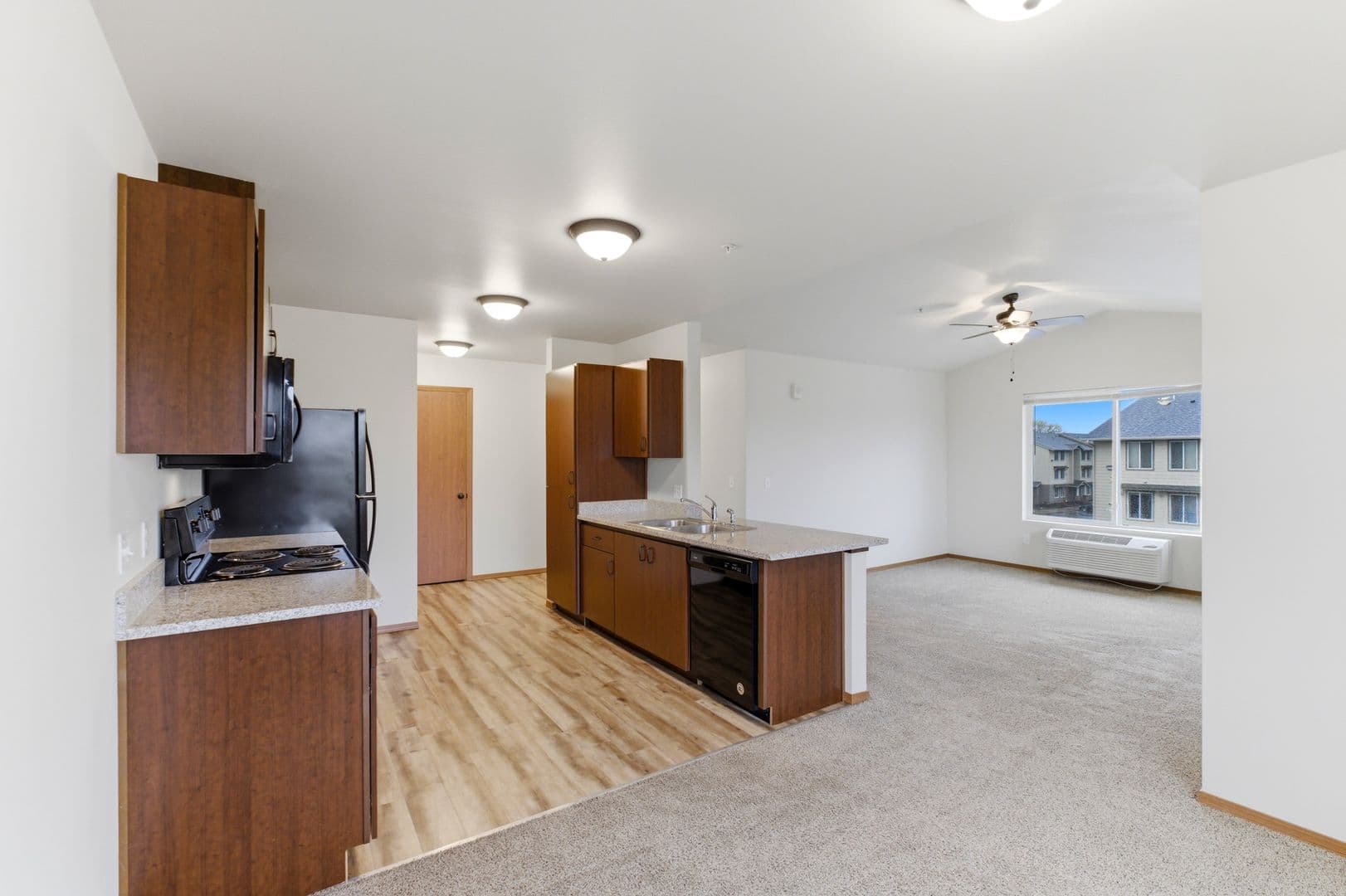 Philomath Apartment: 1933 College St