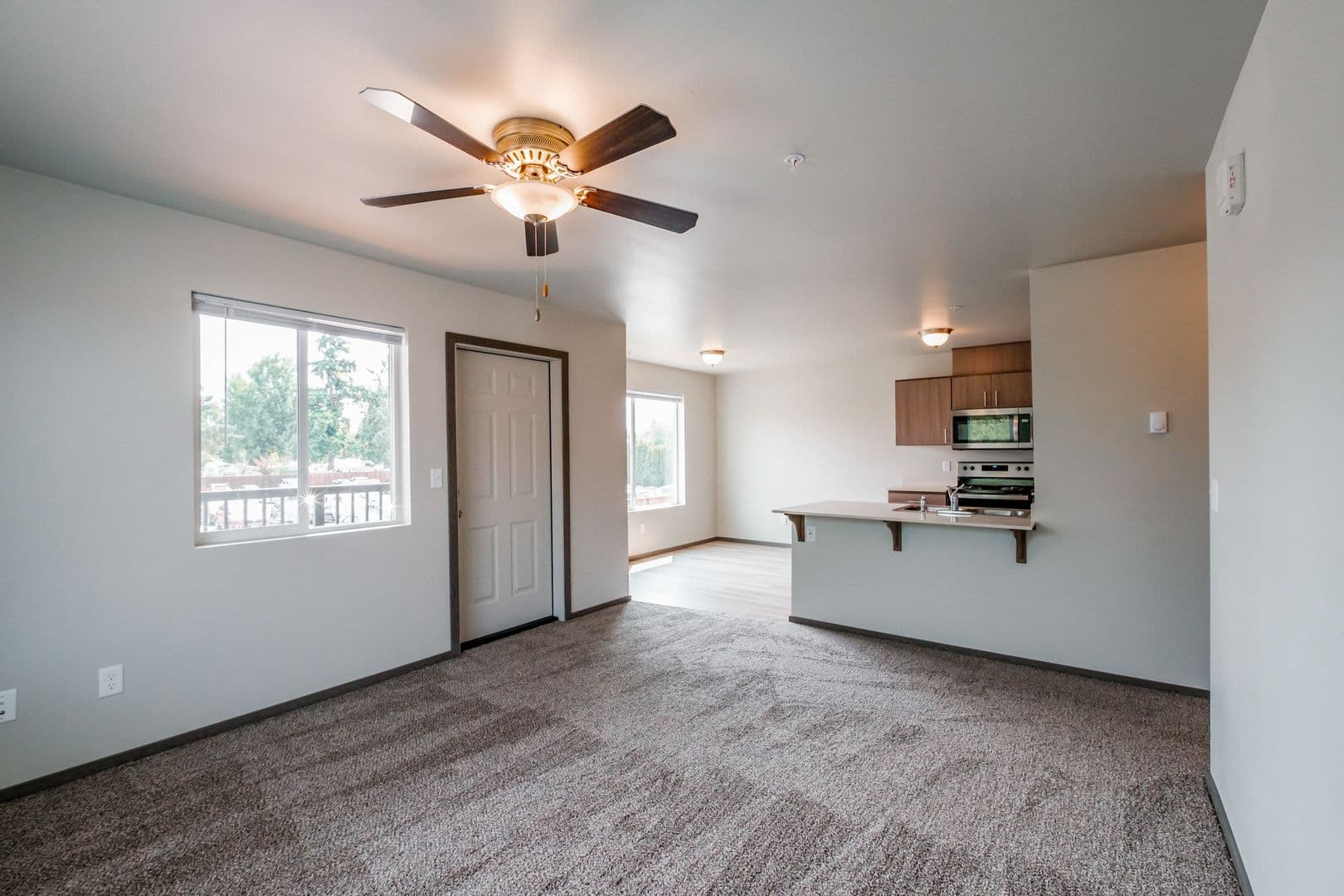 Salem Apartment: 178-210 SE Lancaster Dr.