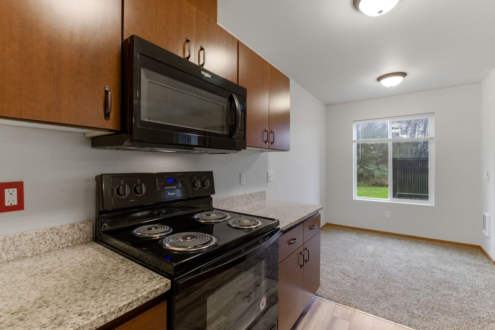 Philomath Apartment: 1933 College St
