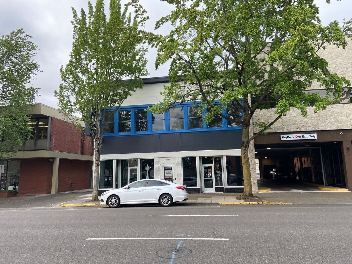 Salem Apartment: 440 State St #220