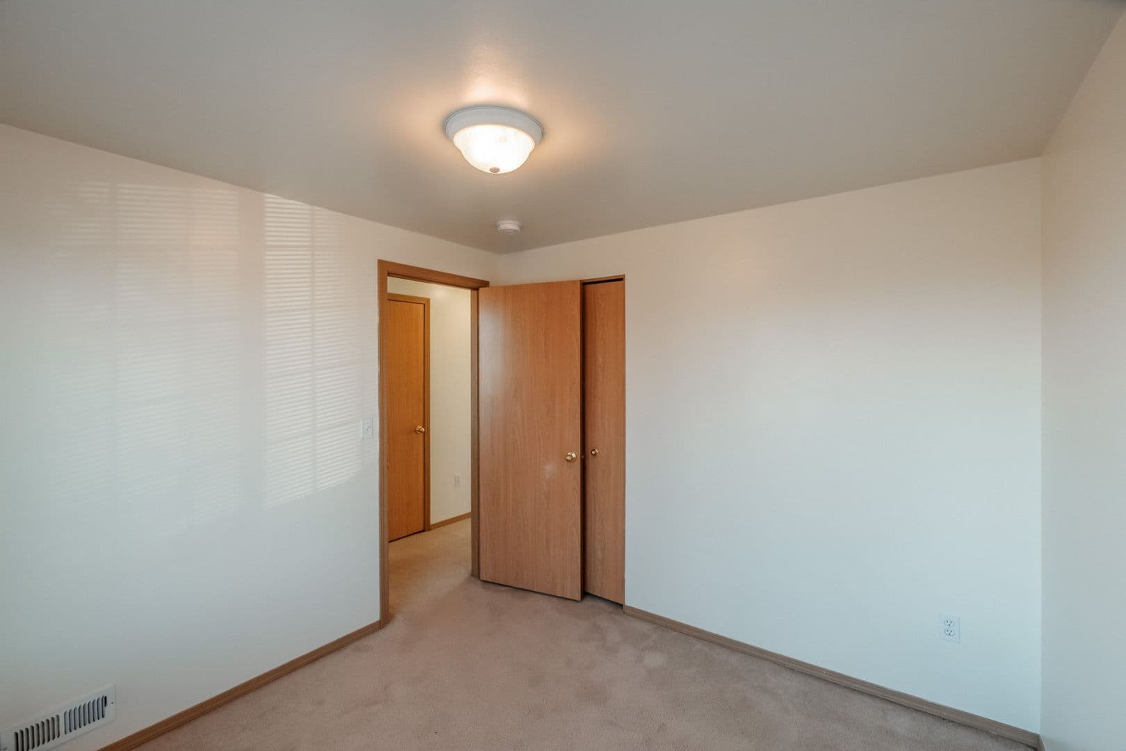 Albany Apartment: Mt. Vernon St. SE