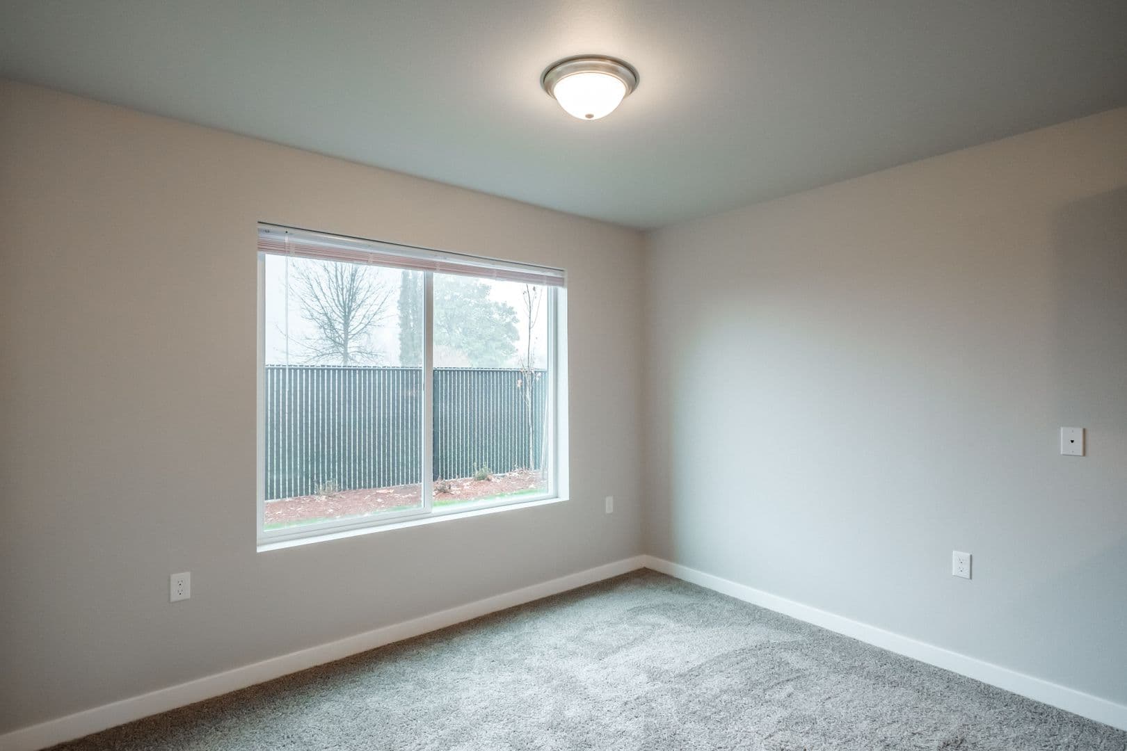 McMinnville Apartment: 240 NE Fircrest Drive #105