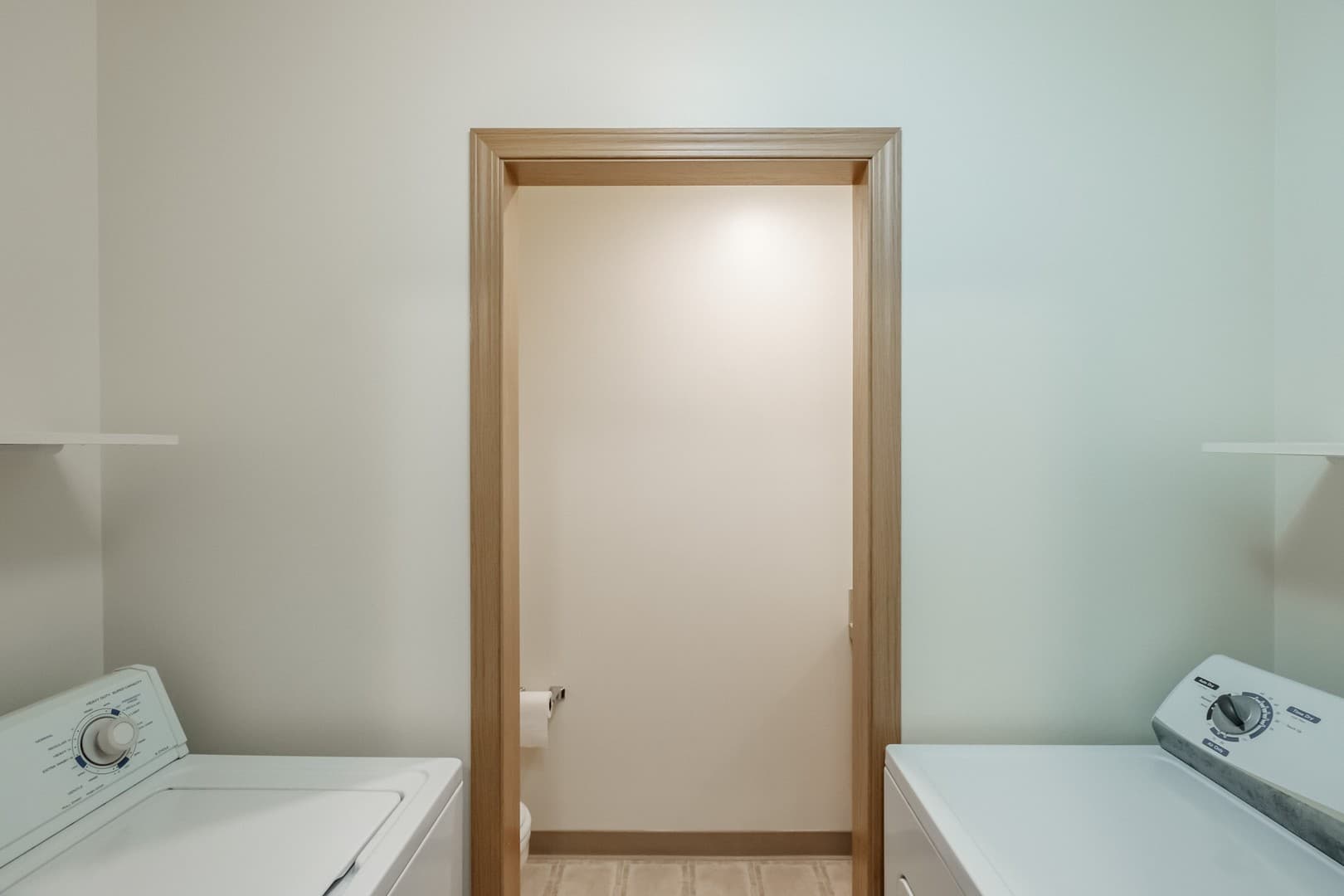 Albany Apartment: Mt. Vernon St. SE