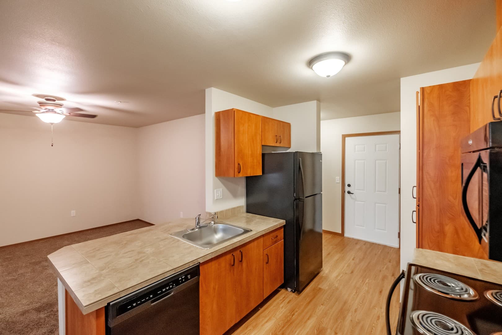 McMinnville Apartment: 2163-2395 Lafayette Ave