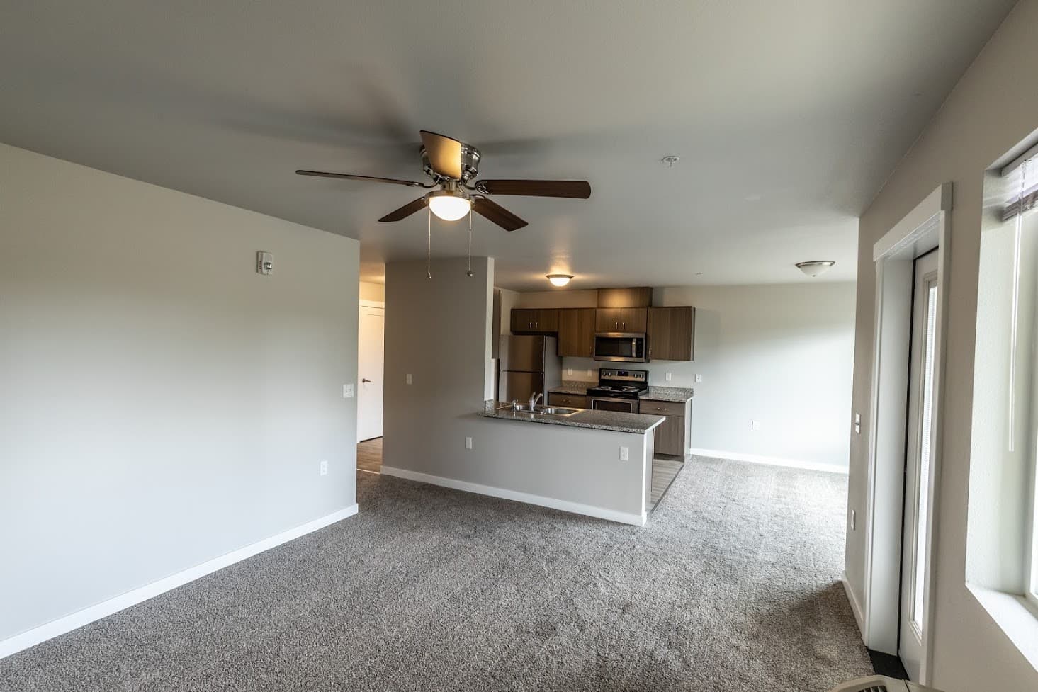 McMinnville Apartment: 240 NE Fircrest Drive #105