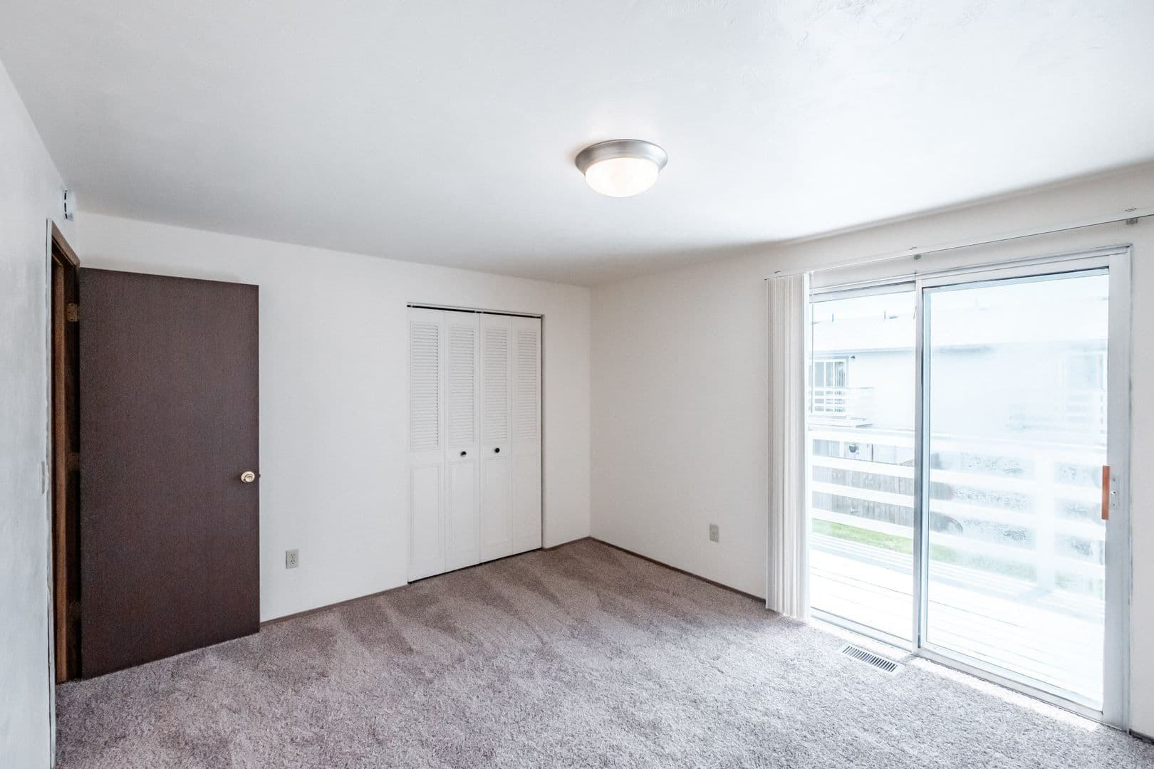 Albany Apartment: 462 26th Ave SE