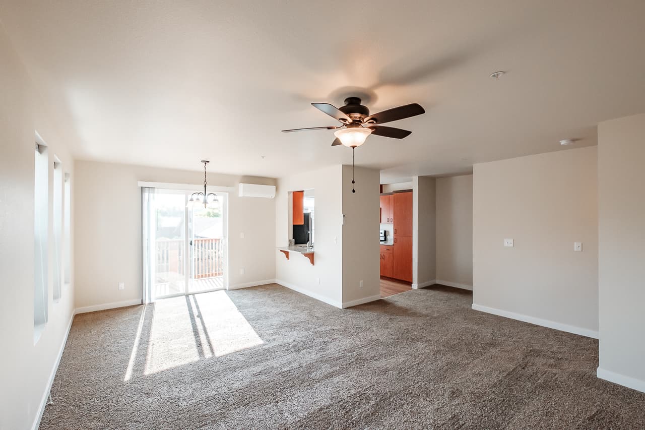 Corvallis Apartment: 125 SE Goodnight Ave