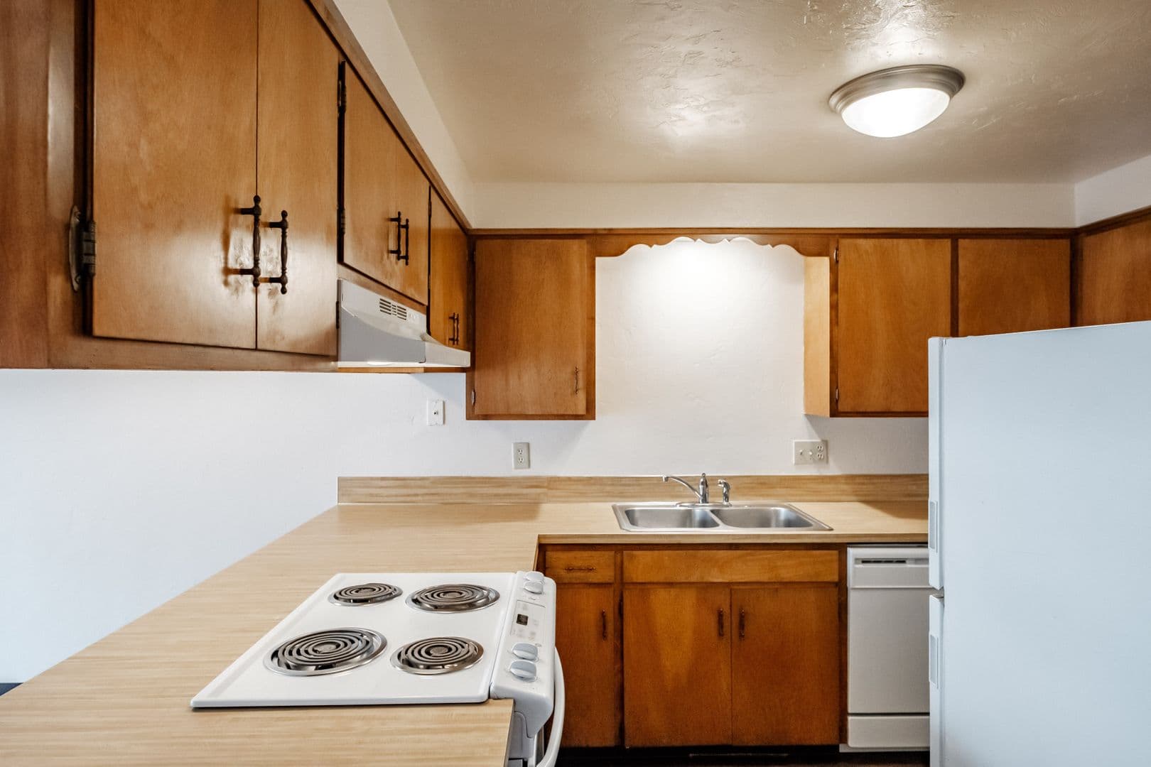 Albany Apartment: 462 26th Ave SE