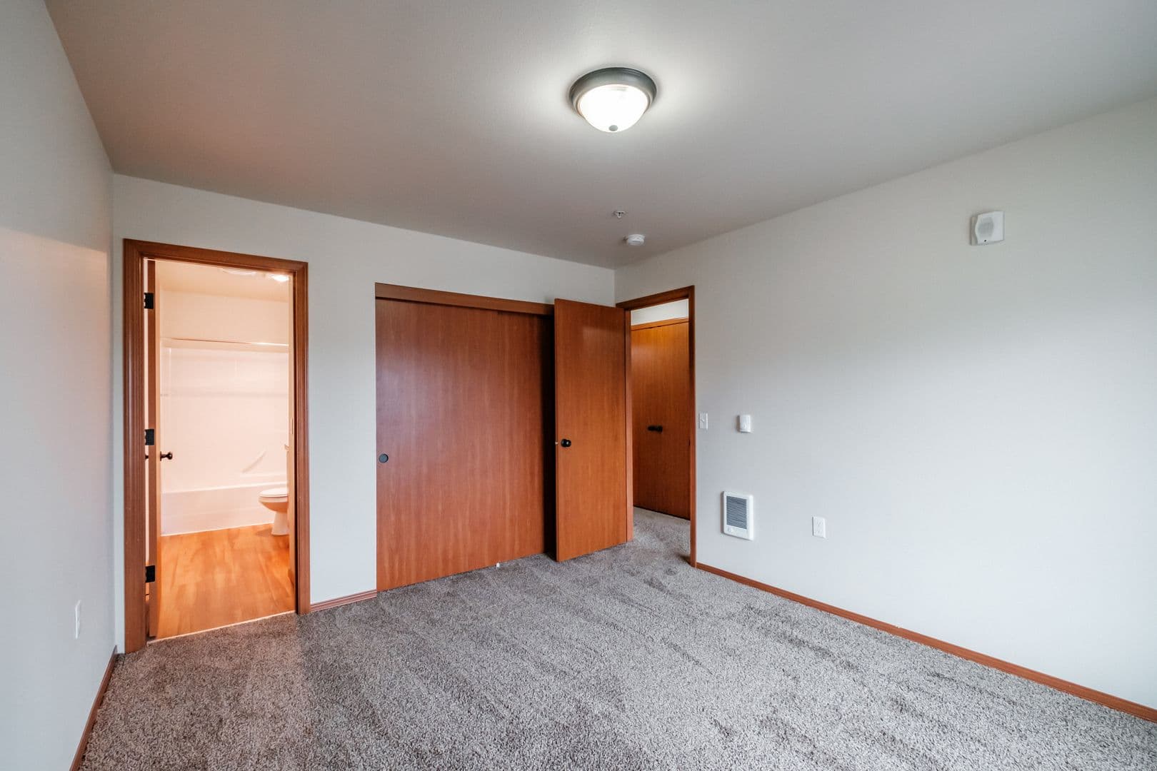 Lebanon Apartment: 1956 South Second Street