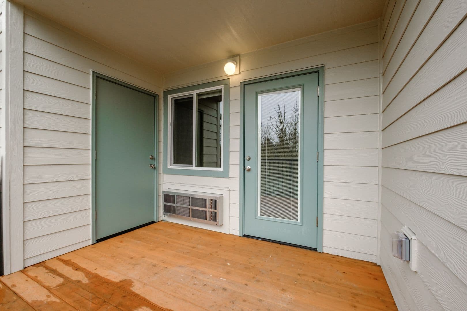 Jefferson Apartment: 362 South Main St.