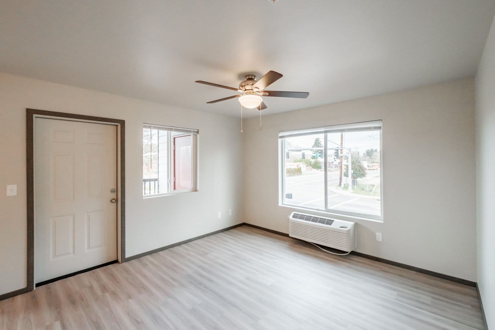Salem Apartment: 3568 Cherry Glen Pl NE