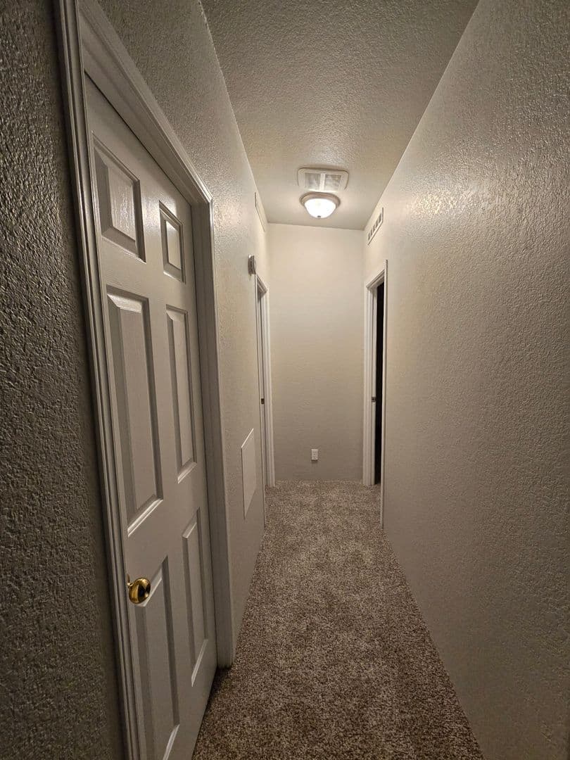 Tangent Condo: 33175 McFarland Road