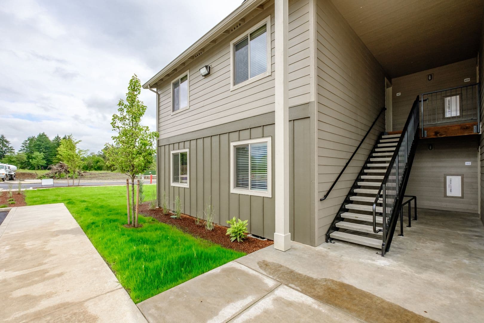 Sweet Home Apartment: 1200 38th Ave