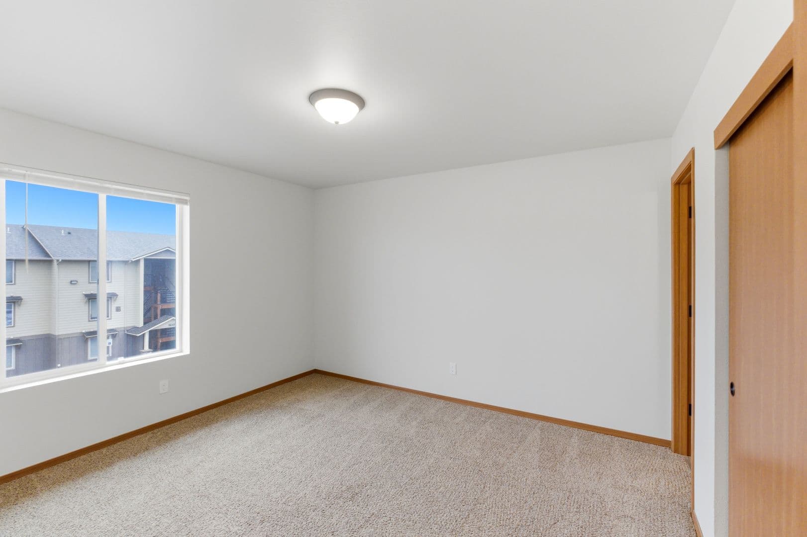 Philomath Apartment: 1933 College St
