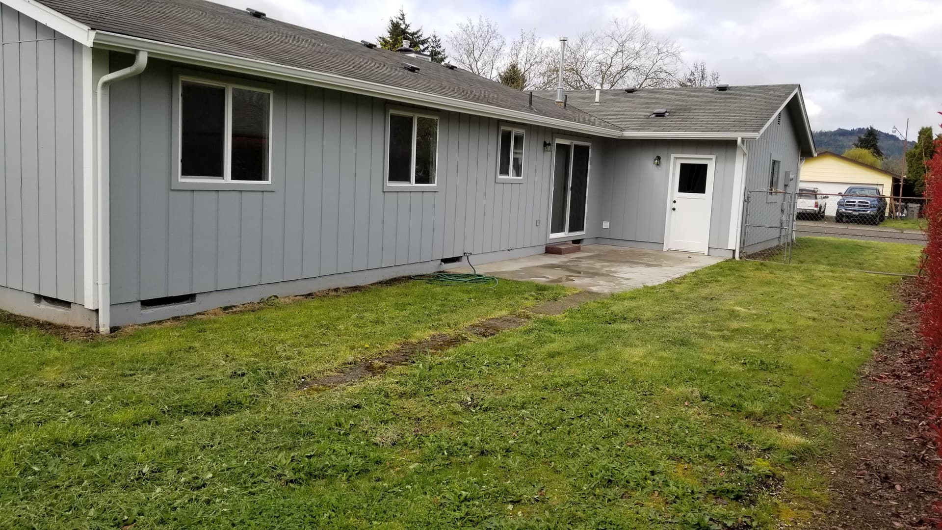 Lebanon House: 3204 Columbine St.
