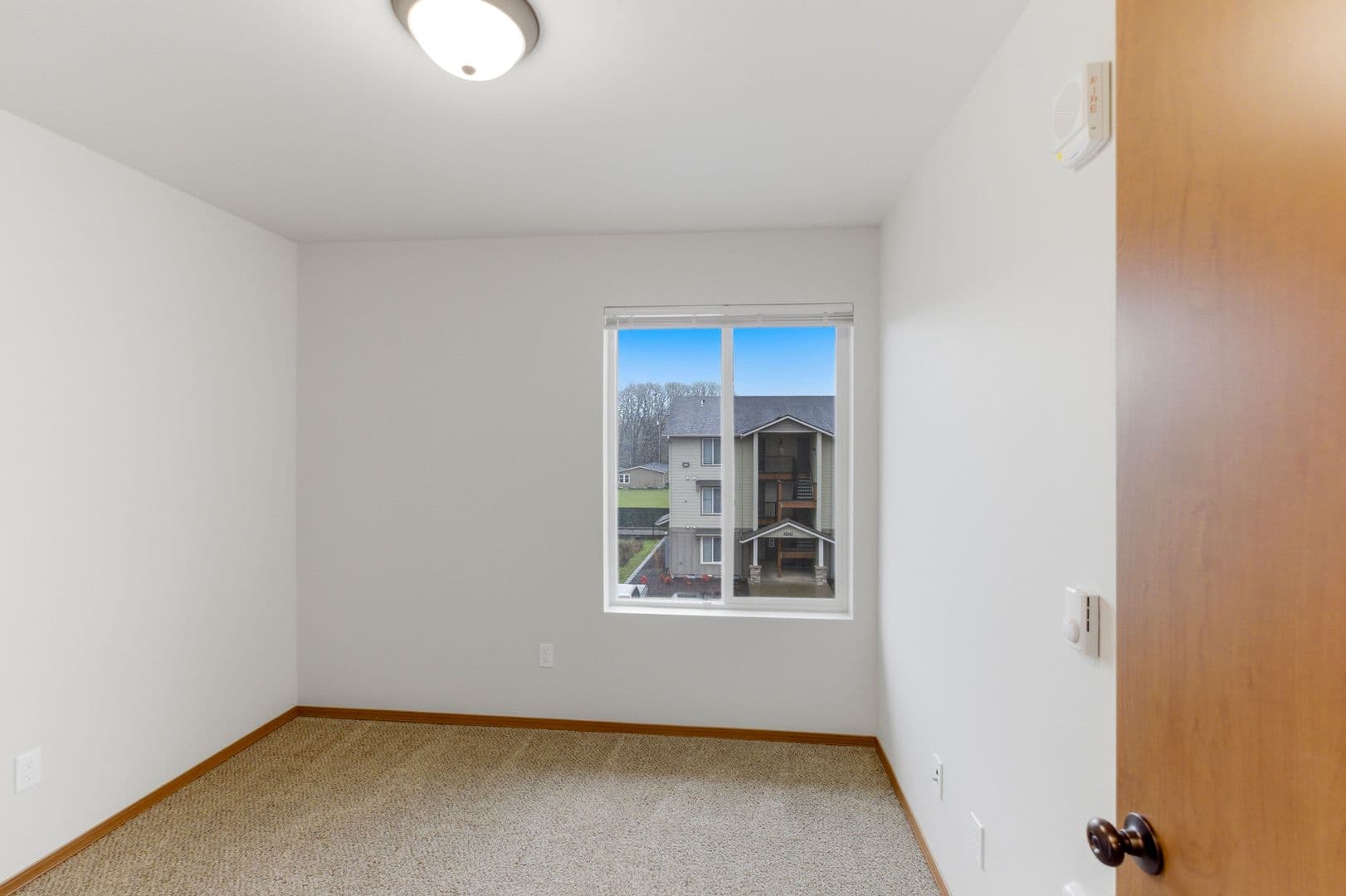Philomath Apartment: 1933 College St