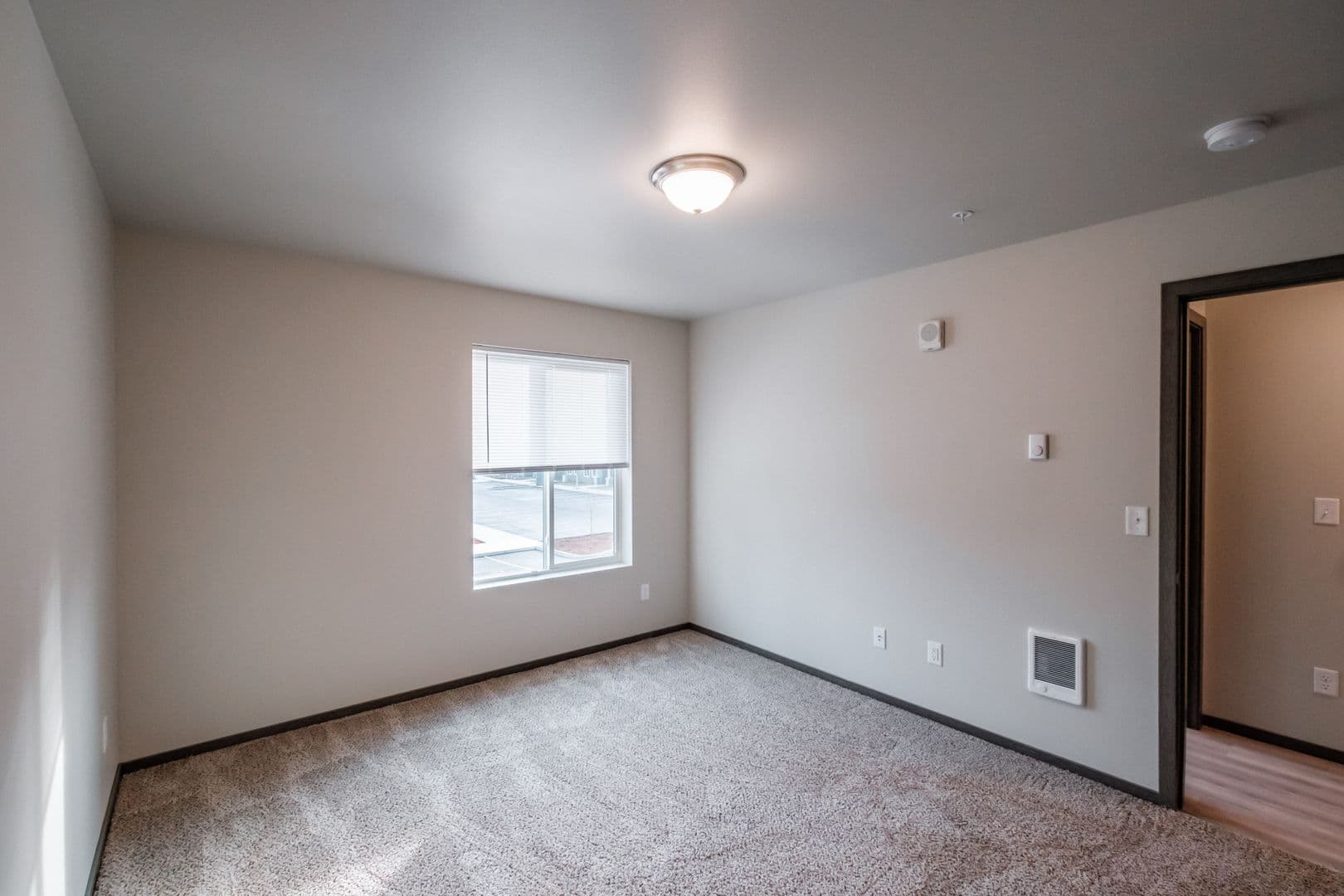 Salem Apartment: 3568 Cherry Glen Pl NE