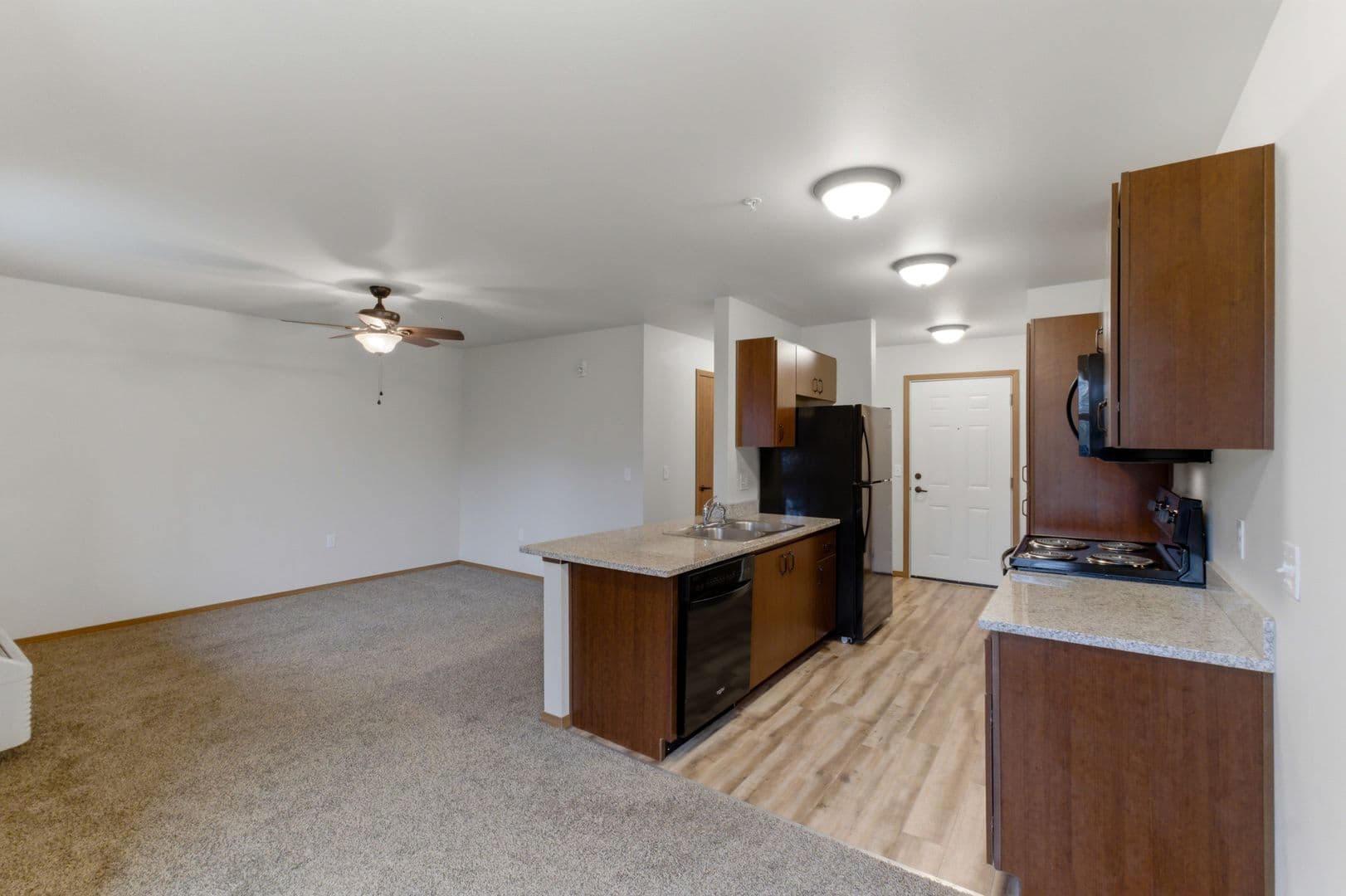 Philomath Apartment: 1933 College St
