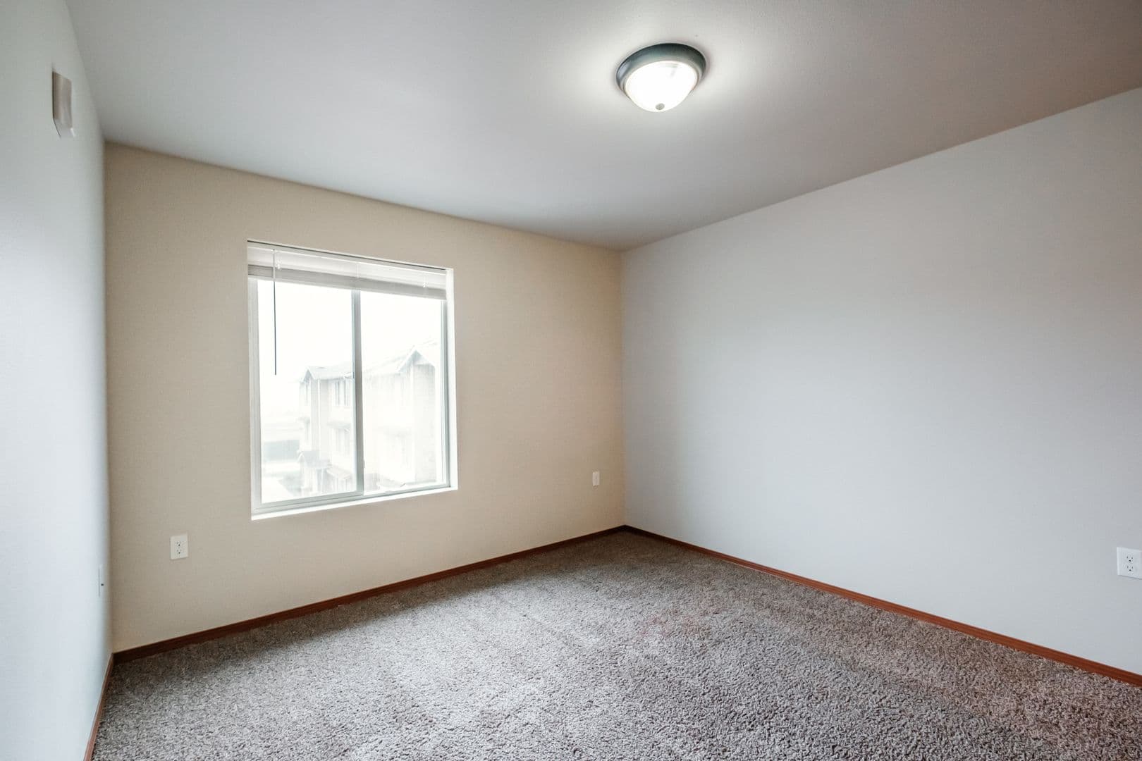 Lebanon Apartment: 1956 South Second Street