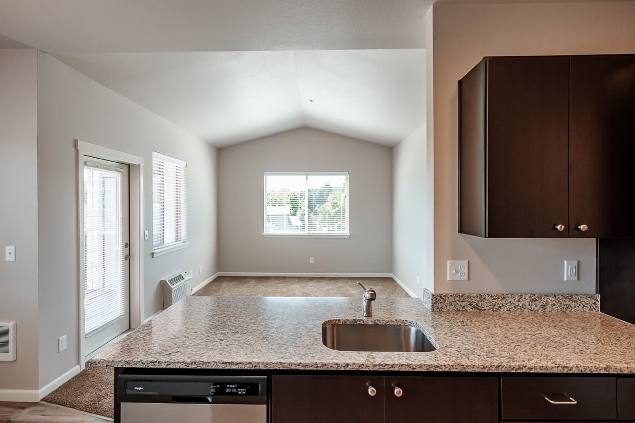 Albany Apartment: 705, 725, 745 & 765 Hickory St NW